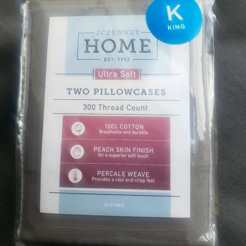 NWT KING PILLOW CASES